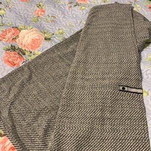 Lululemon vinyasa scarf